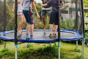 Read more about the article Find den perfekte trampolin til din have